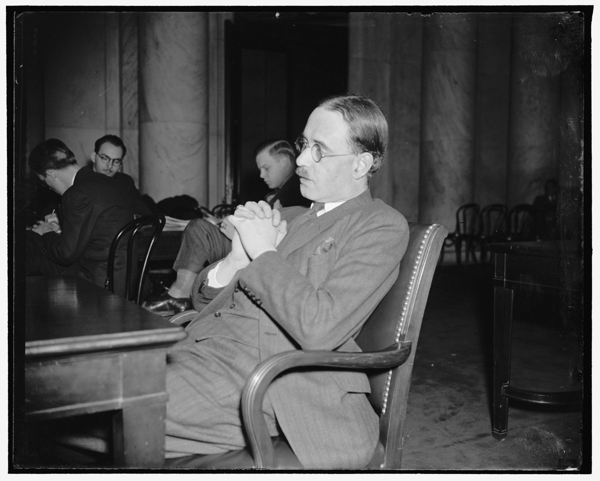 Transfer of Power and Asset Reallocation at Independence 1947